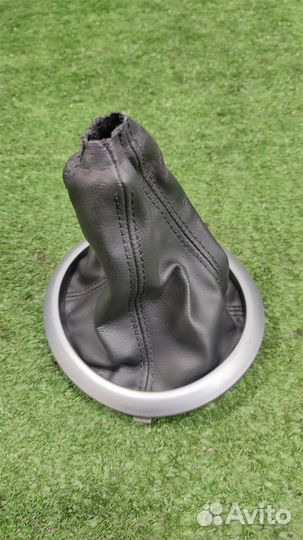 Чехол кулисы кпп Suzuki SX4 2008