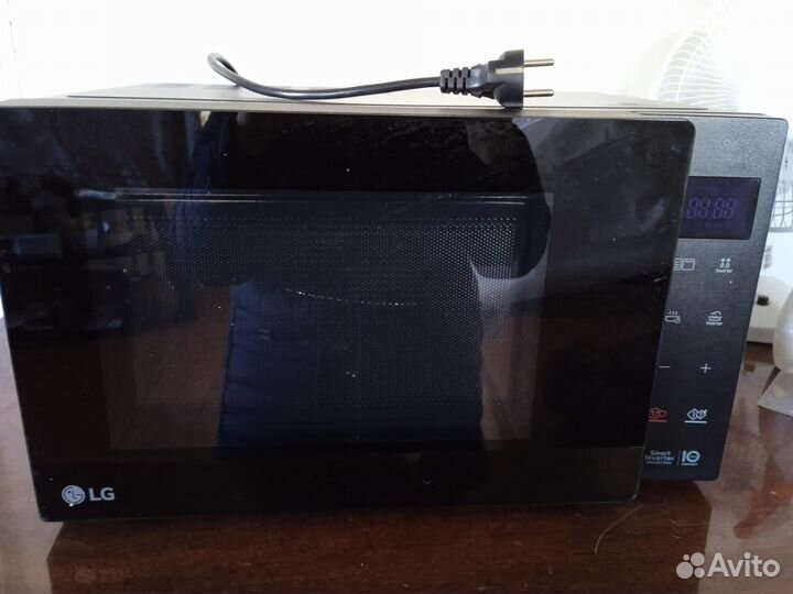 Микроволновая печь Lg новая