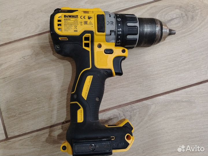 Шуруповерт Dewalt DCD 791