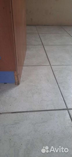 Шкаф двухдверный