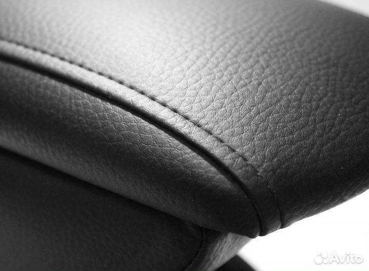 Подлокотник для Ford Fiesta 5 / Форд Фиеста 5