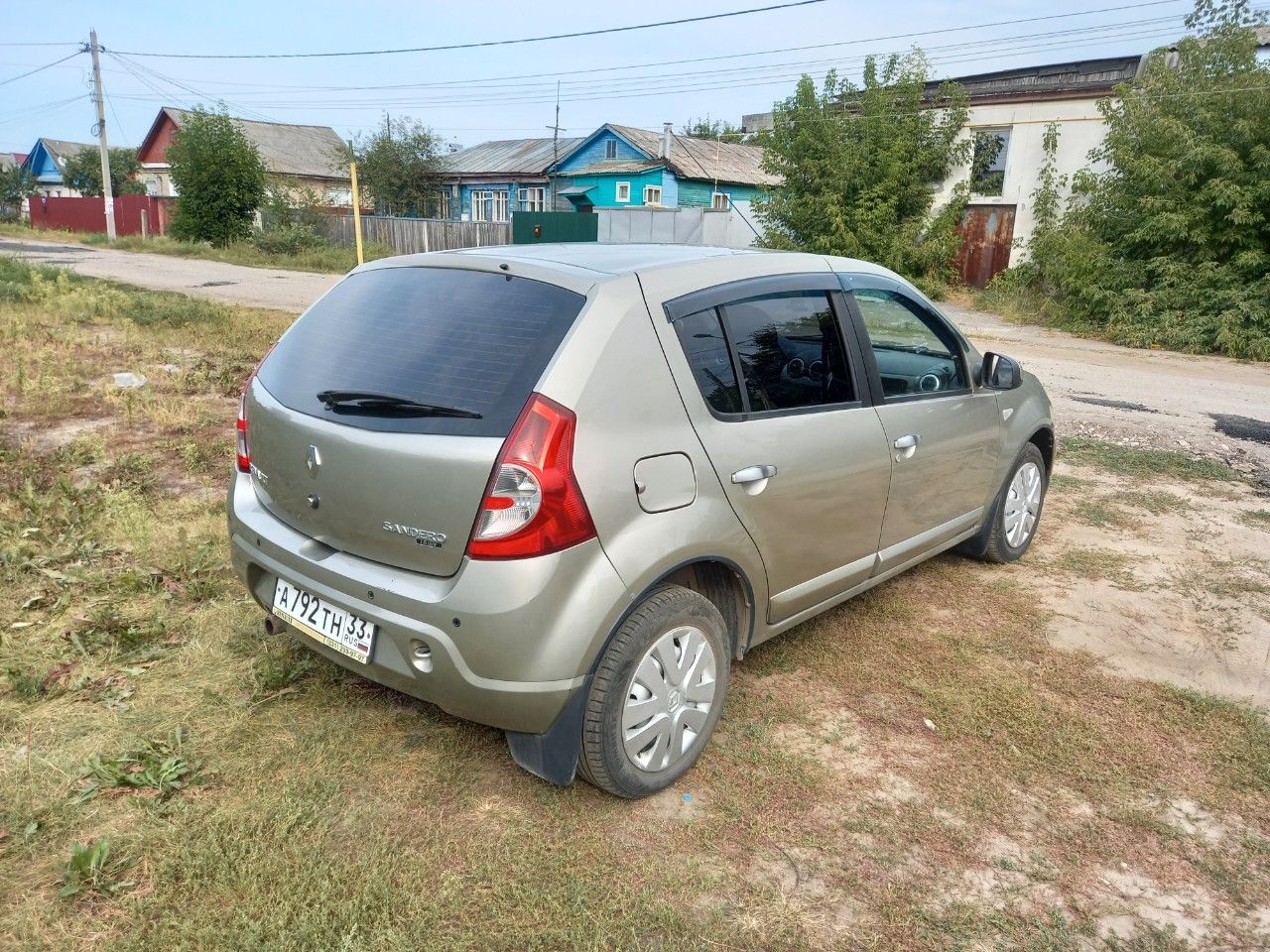 Renault Sandero: фото владельца