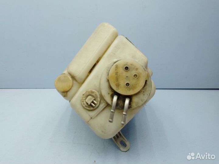 Бачок стеклоомывателя Mercedes-Benz E-Class W210