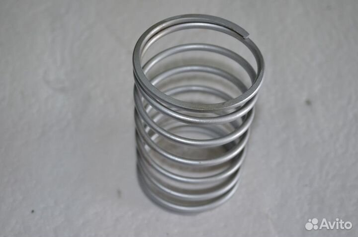 Пружина соединительной муфты полуоси 70-141726