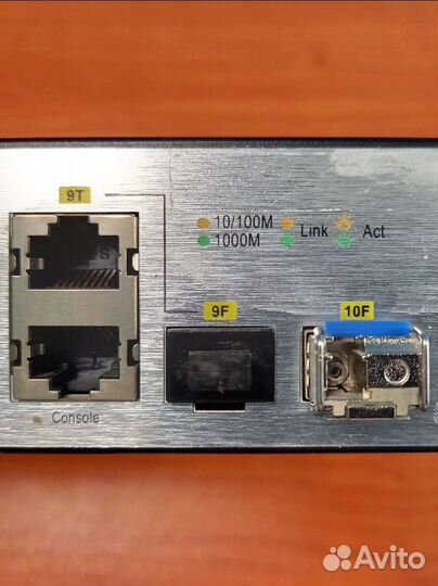 Коммутатор D-Link DES3200- C1