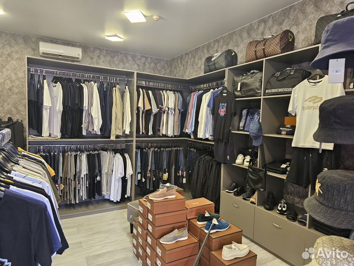 Продаётся магазин мужской одежды