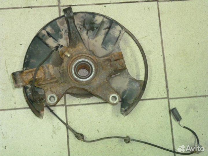 Кулак поворотный передний правый Mazda Cx 7 ER