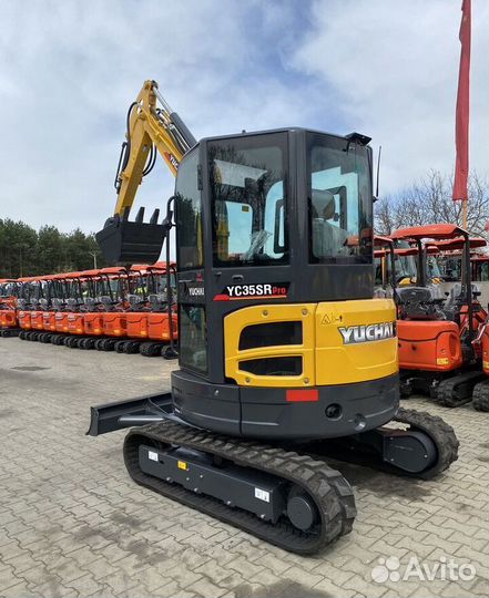 Мини-экскаватор Yuchai YC 35SR, 2022