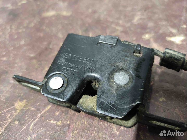 Замок капота Audi A8 D3