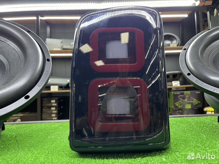 Задние фонари на LADA Niva