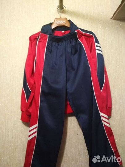 Спортивный костюм