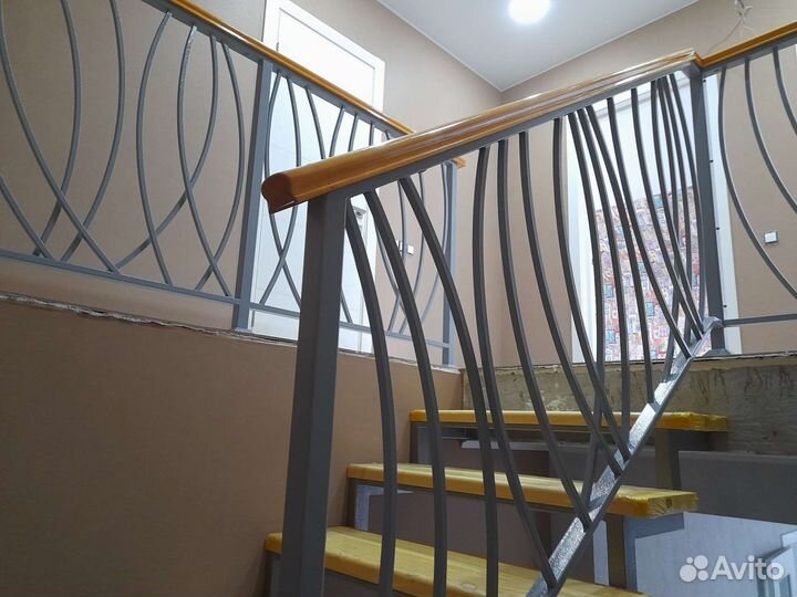 Изготовление лестниц на металлокаркасе