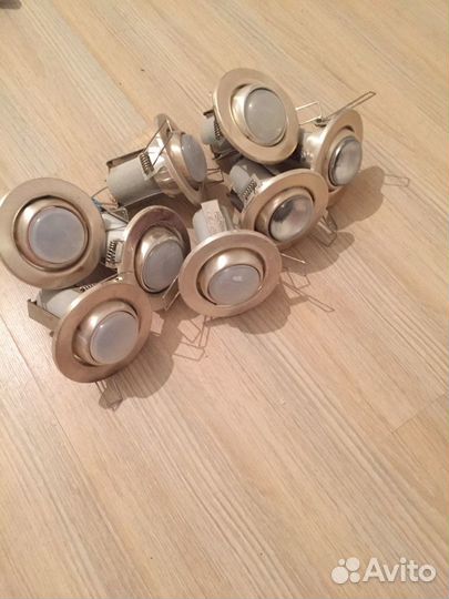 Светильник встраиваемый