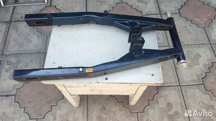 Задний маятник эндуро