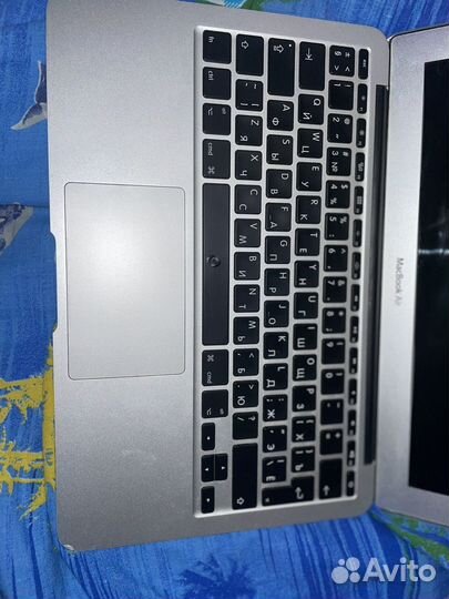 Apple MacBook Air 11 mid 2012