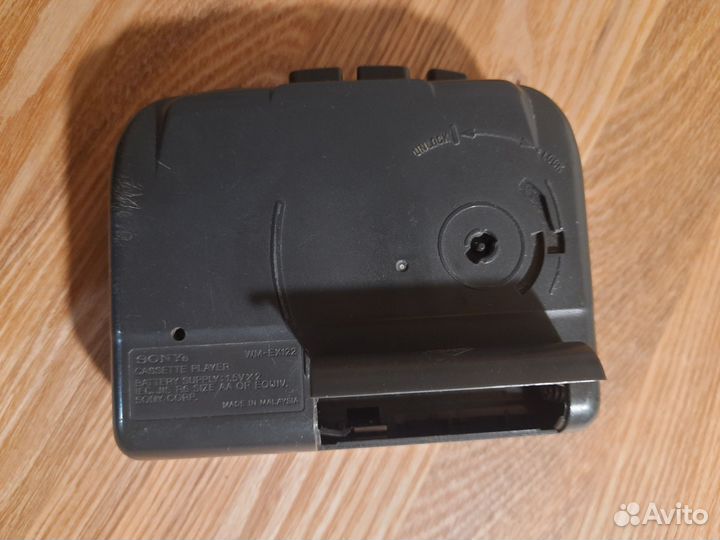 Кассетный плеер sony walkman