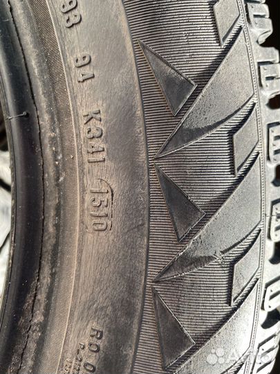 Pirelli Winter Carving 215/60 R16 99T