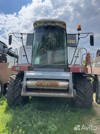 Комбайн Ростсельмаш Acros 530, 2011