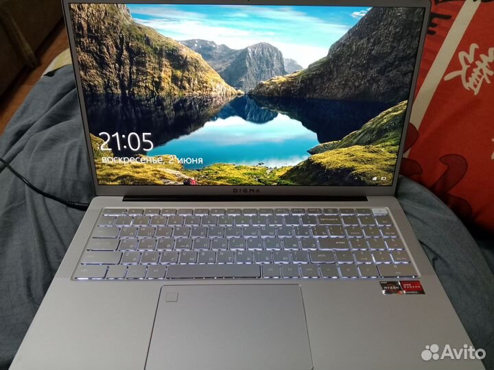 Ноутбук Digma pro Sprint M