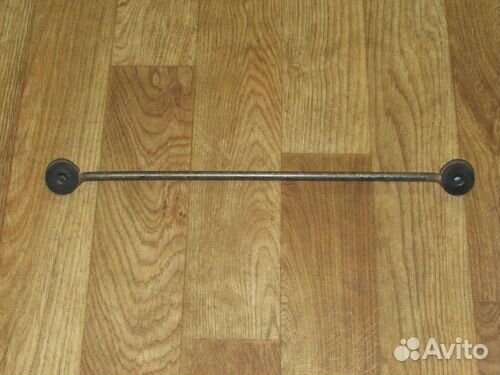 Тяга крана уровня пола переднего моста нерегулируе