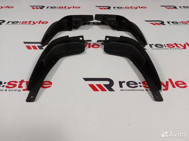 Брызговики Toyota Funcargo Черные