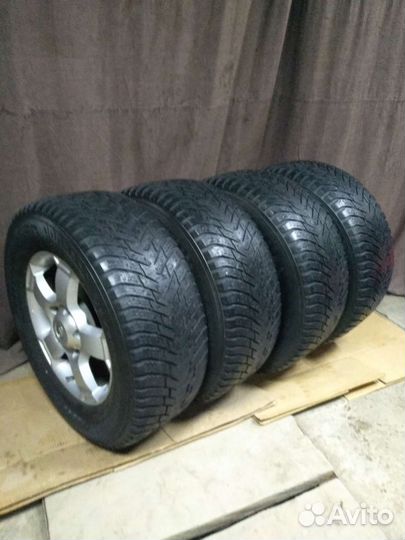 Nokian Tyres Hakkapeliitta 8 285/60 R18