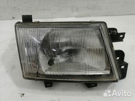 Блок фара правая Субару