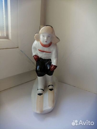 Статуэтка Лыжник Бронница Артель