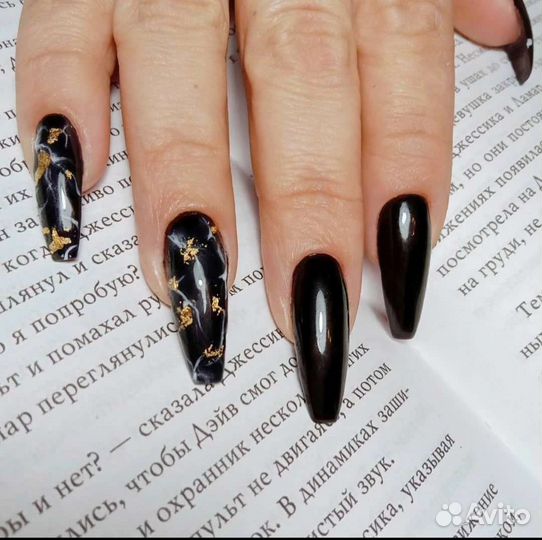 Маникюр с покрытием гель-лаком