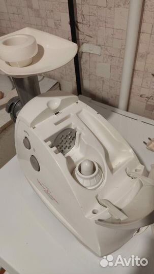 Мясорубка электрическая Moulinex HV8