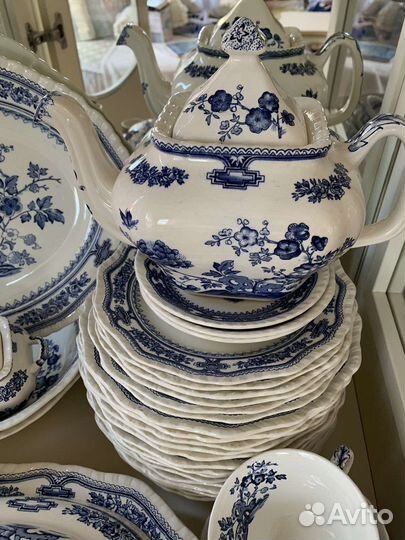 Сервиз фарфор столовый
