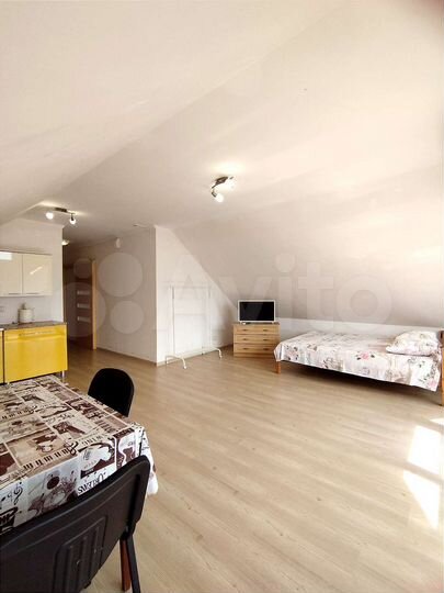 2-к. квартира, 67 м², 4/4 эт.