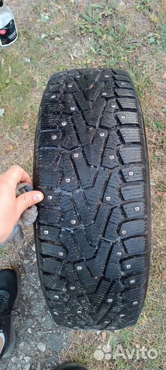 Pirelli Ice Zero 215/65 R16 102T