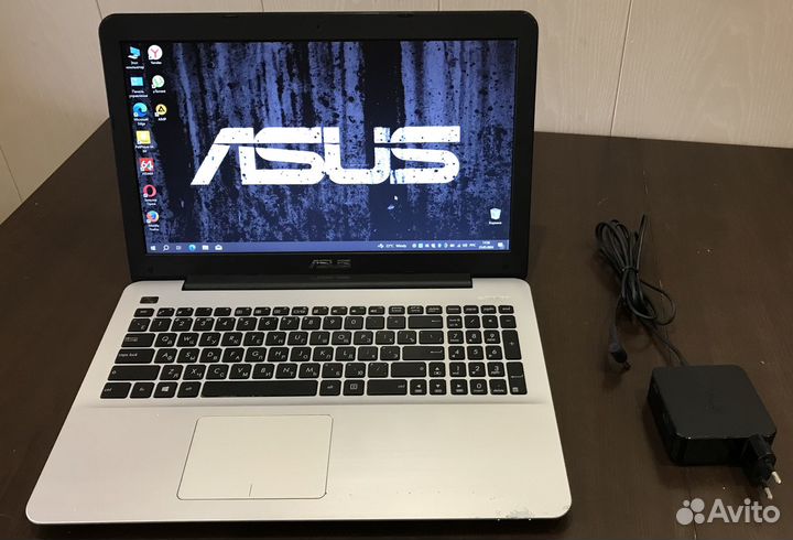 Asus 15.6/i5-4210U/Nvidia 820M 2GB/Озу 8G/HDD 750G