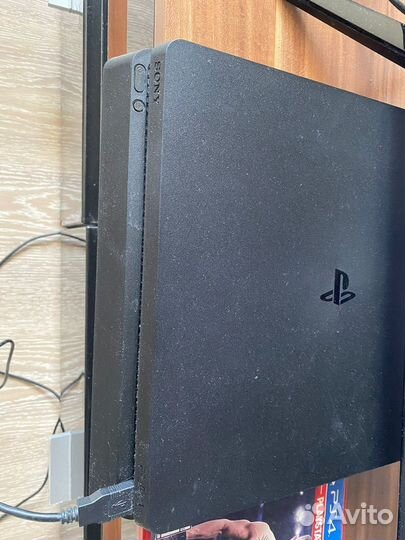 Sony PS4 slim 500