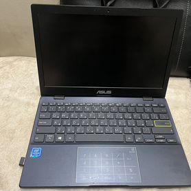 Asus E210M