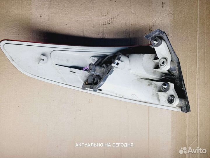 Фонарь задний правый fluence