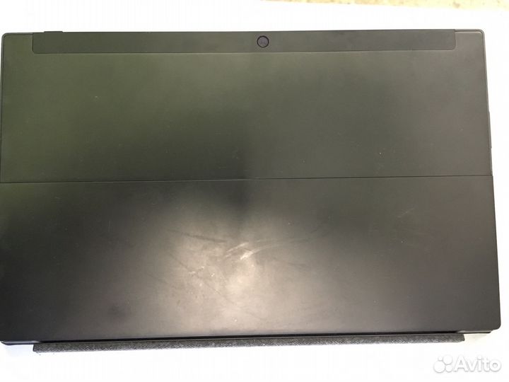 Планшет Microsoft Surface 1516 tablet