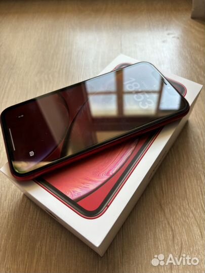 iPhone Xr, 64 ГБ