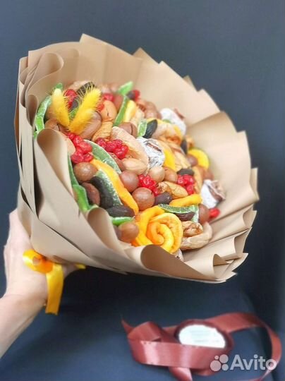 Букет из сухофруктов