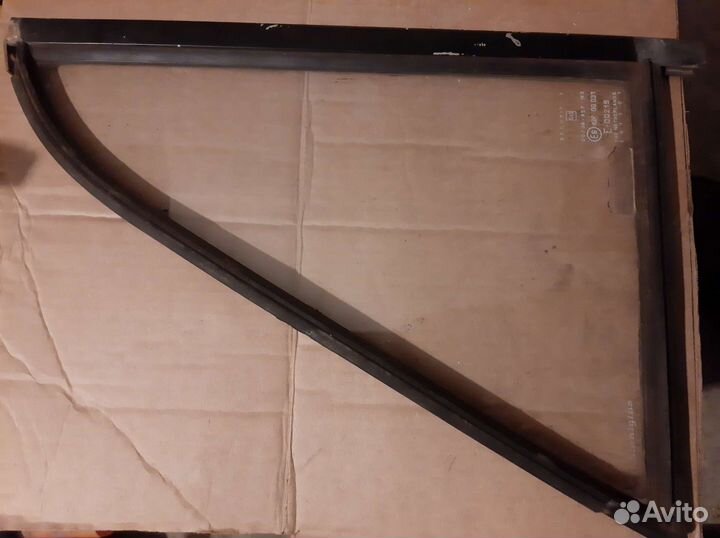 Стекло двери Ваз