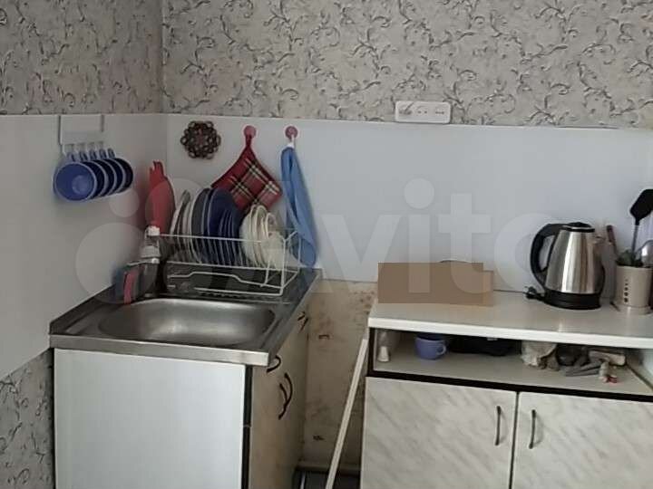 Комната 40 м² в 2-к., 1/2 эт.