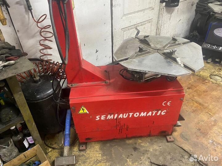 Шиномонтажный станок Flying bl523it