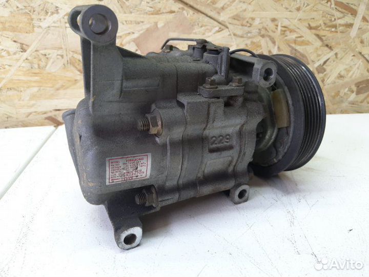 Компрессор кондиционера Mazda Verisa DC5W ZY-VE