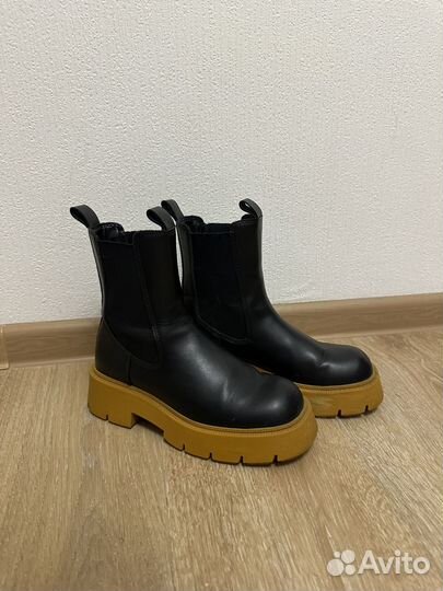 Ботинки женские mango