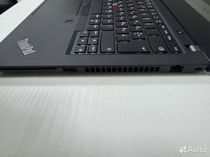 Lenovo Thinkpad T14 Gen 2