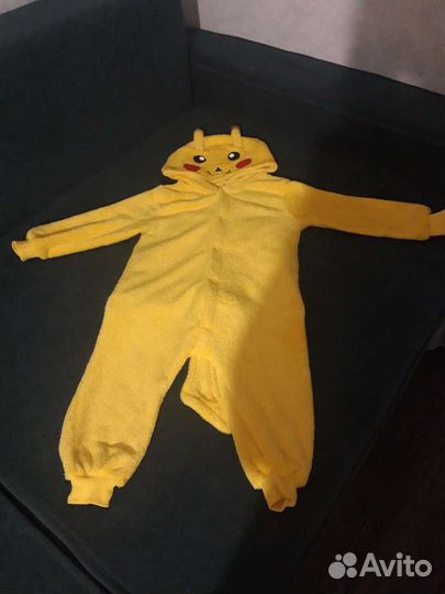 Костюм пикачу