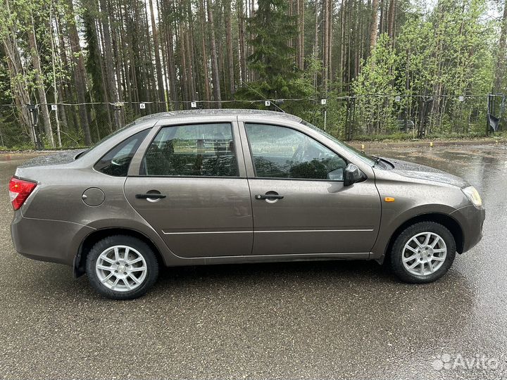 LADA Granta 1.6 МТ, 2014, 42 000 км