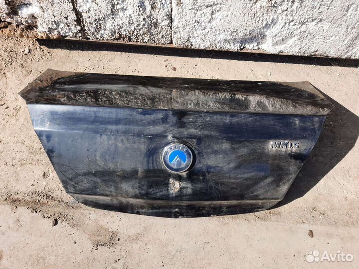 Крышка багажника geely MK седан