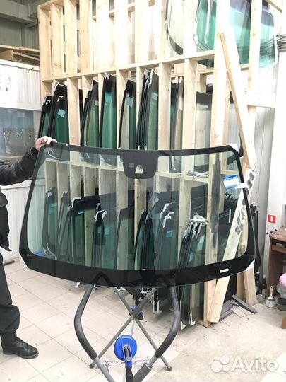 Лобовое стекло Mercedes w212 Мерседес 212